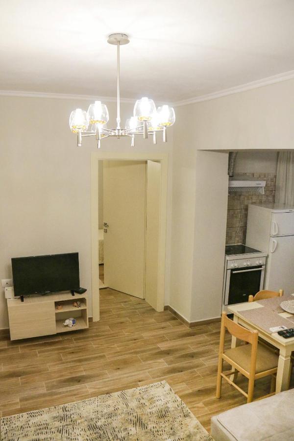 New Bazaar Arben'S Apartment Тирана Екстериор снимка